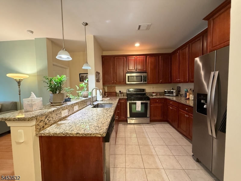 2113 Ramapo Ct 2113 Property Photo 3
