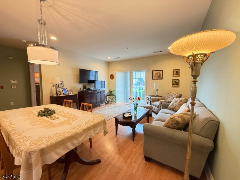 2113 Ramapo Ct 2113 Property Photo 4