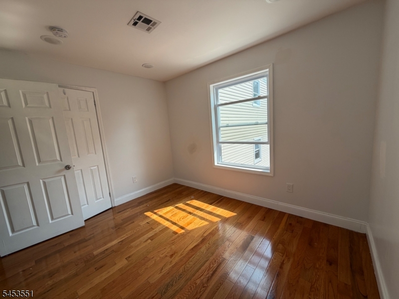 95 Ellis Ave Property Photo 8