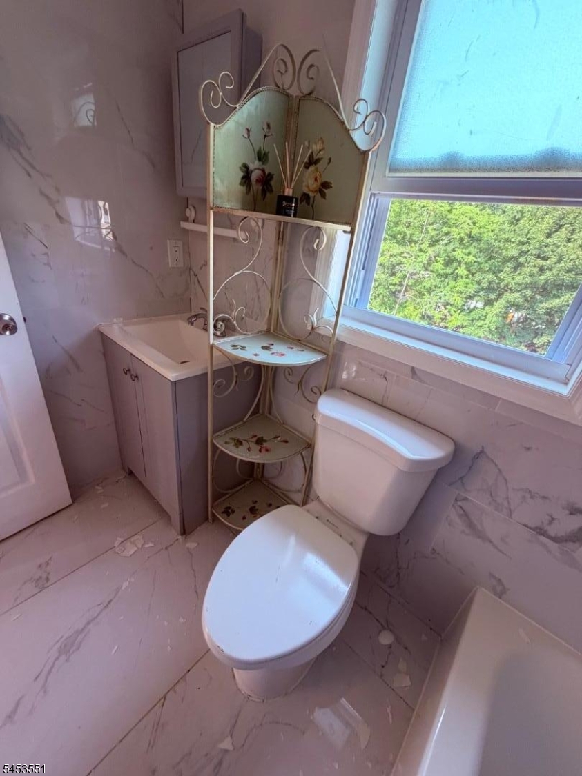 95 Ellis Ave Property Photo 11