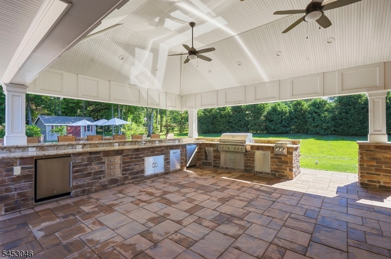 65 Washington Valley Rd Property Photo 4