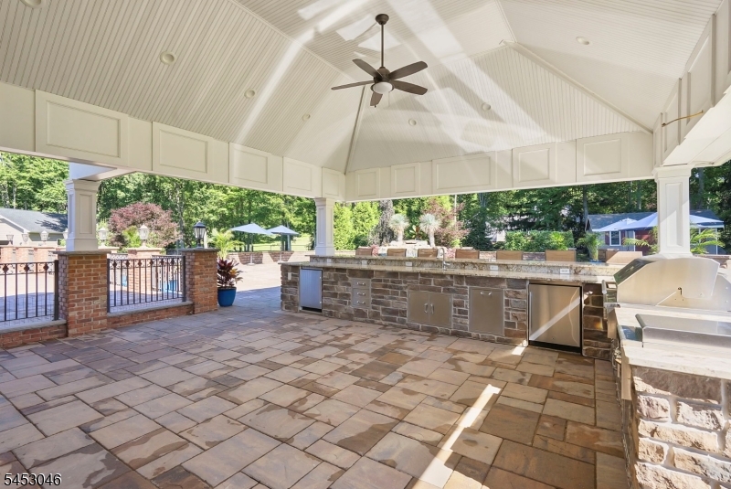 65 Washington Valley Rd Property Photo 5