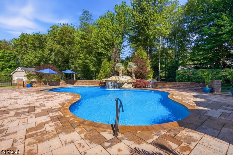 65 Washington Valley Rd Property Photo 15