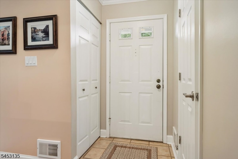 324 Gettysburg Way Property Photo 2