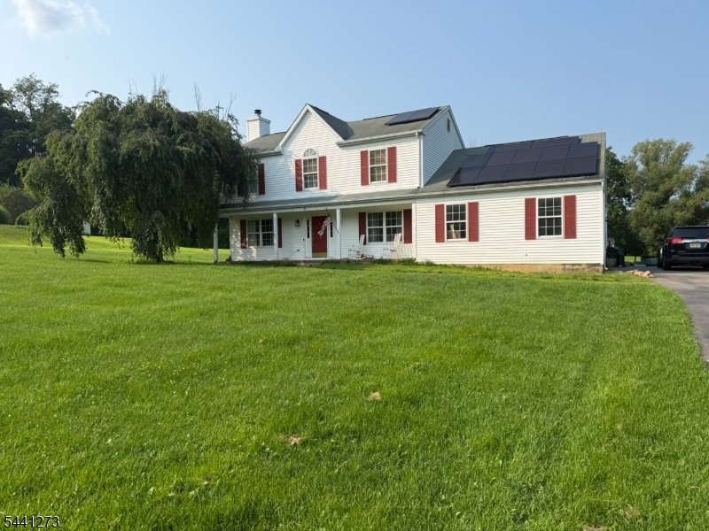 4 Fox Chase Rd Property Photo 2