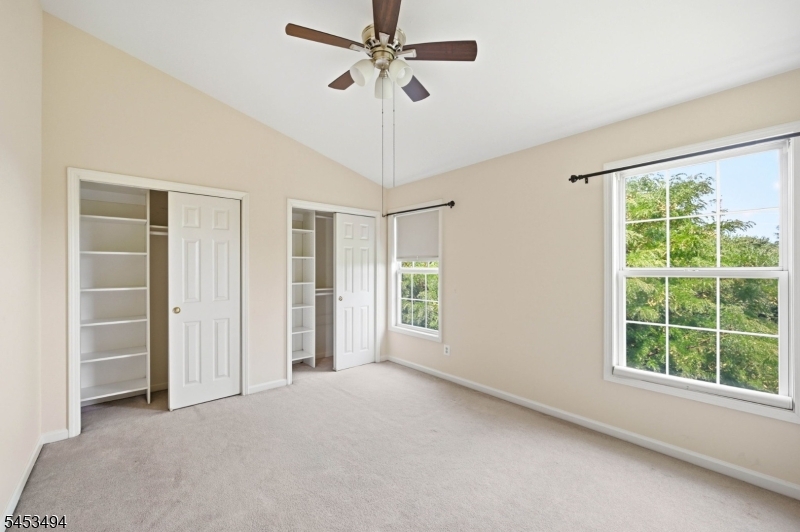 427 Hartford Drive Property Photo 16