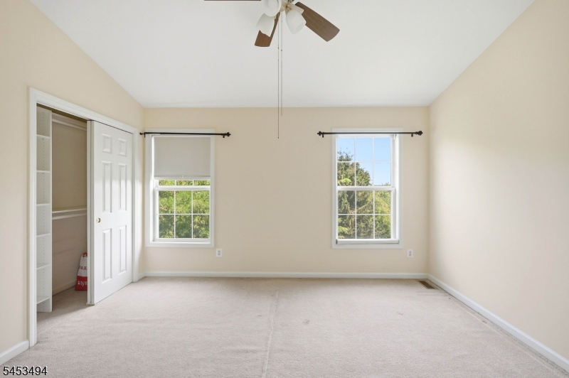 427 Hartford Drive Property Photo 17
