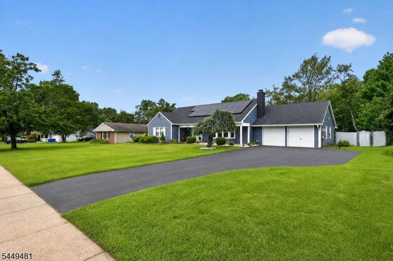 62 Macafee Rd Property Photo 1