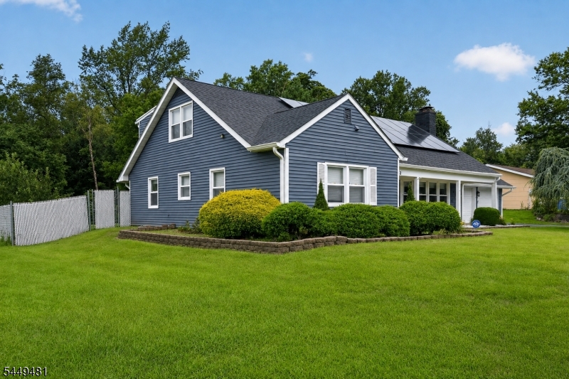62 Macafee Rd Property Photo 3