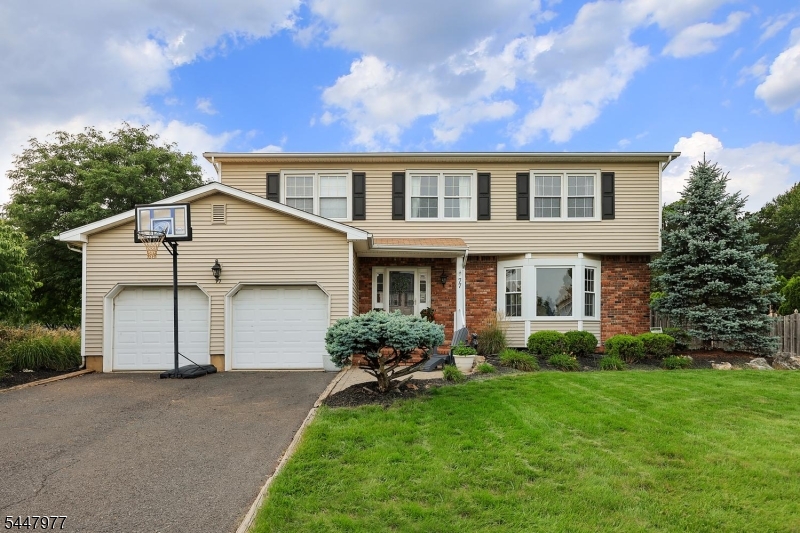 77 Rohill Rd Property Photo 2