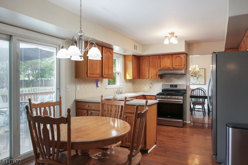 77 Rohill Rd Property Photo 15