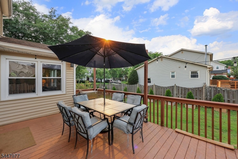 77 Rohill Rd Property Photo 16