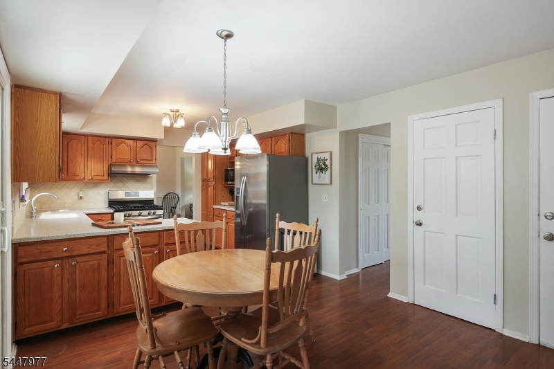 77 Rohill Rd Property Photo 18