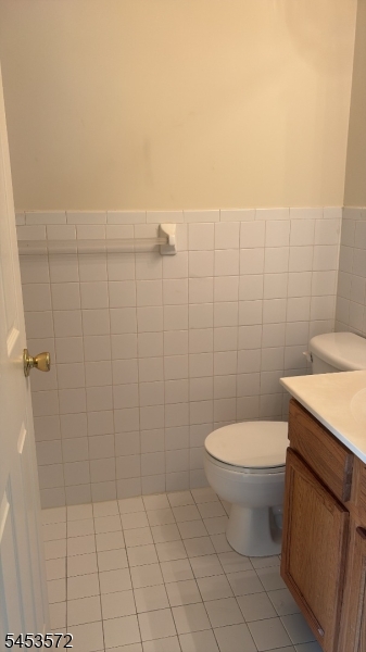 64 Isabella Ave Property Photo 10