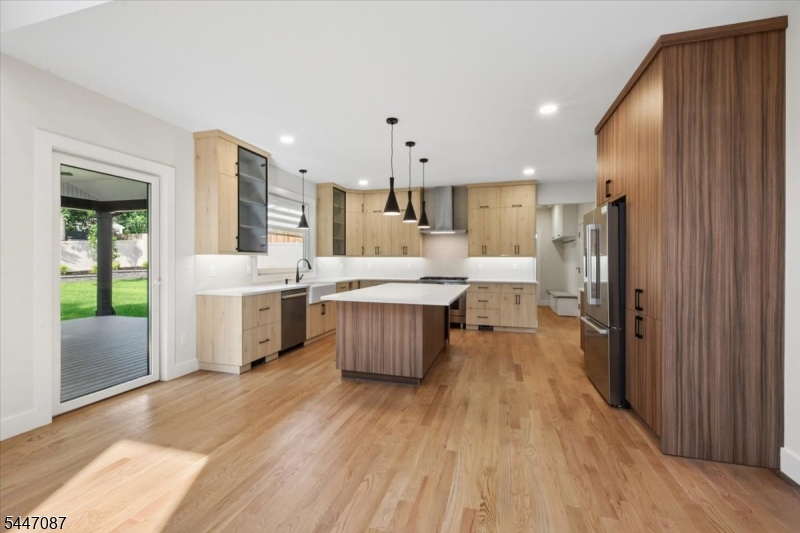 31 Farview Ave Property Photo 8