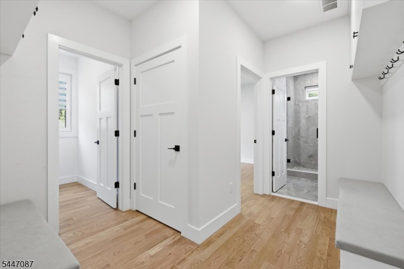 31 Farview Ave Property Photo 18