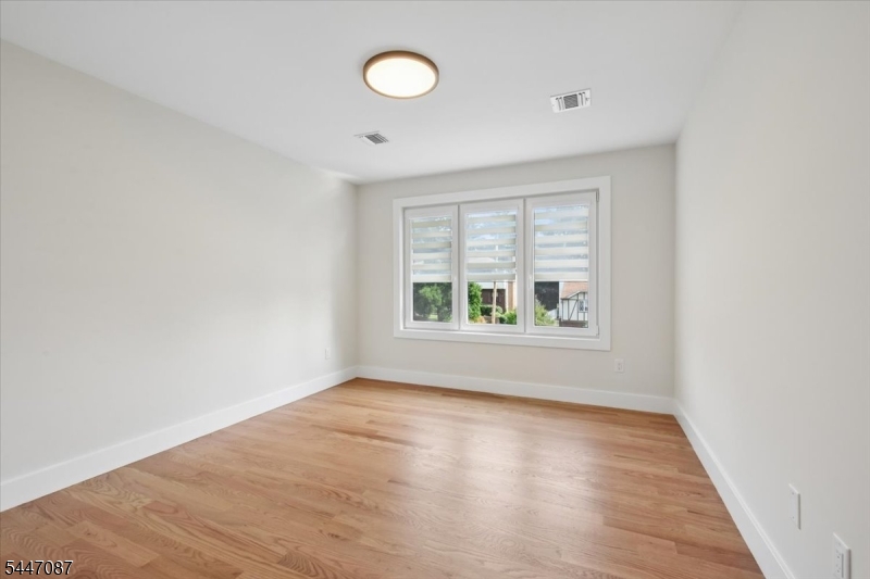 31 Farview Ave Property Photo 32