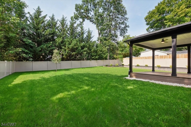 31 Farview Ave Property Photo 41