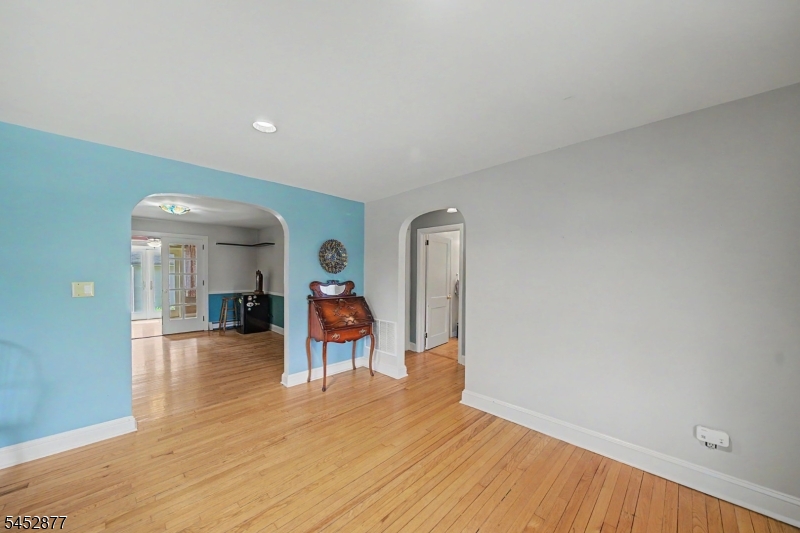 409 Ridge Road Property Photo 8