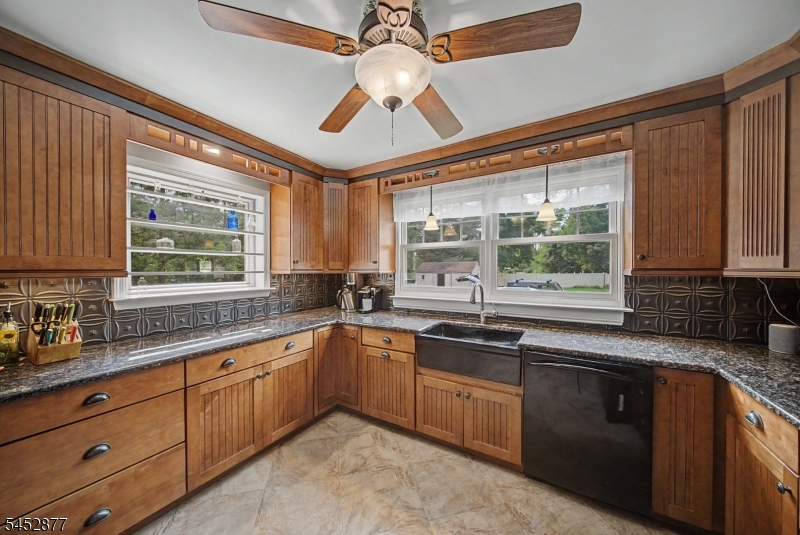409 Ridge Road Property Photo 26