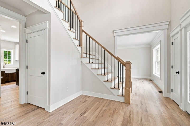 4 Highland Meadows Road Property Photo 2