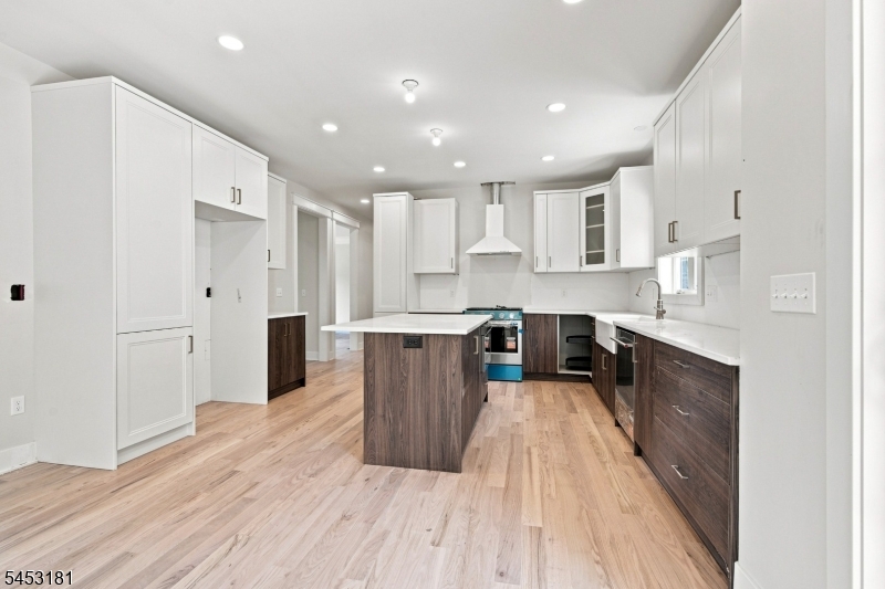 4 Highland Meadows Road Property Photo 11