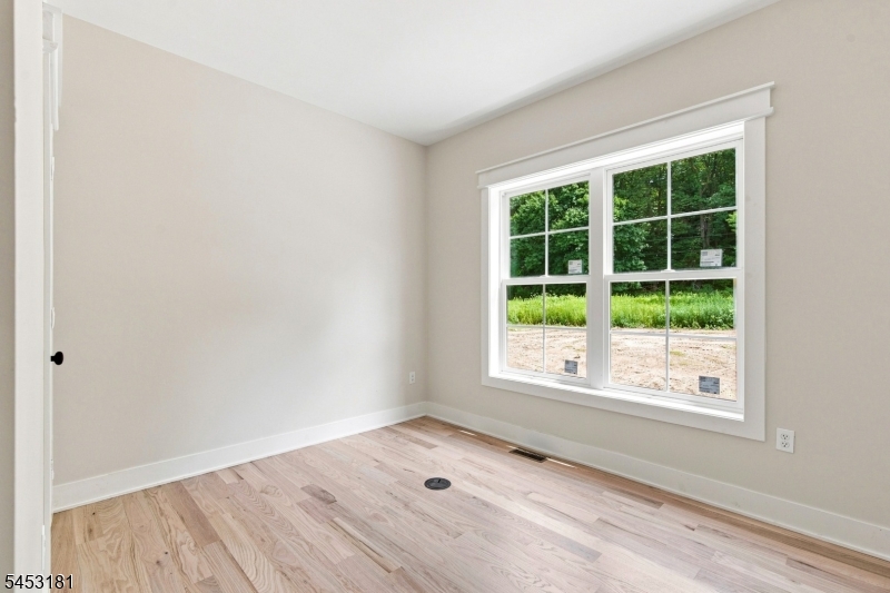 4 Highland Meadows Road Property Photo 13