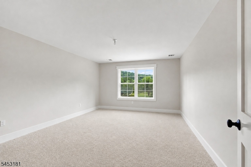 4 Highland Meadows Road Property Photo 23