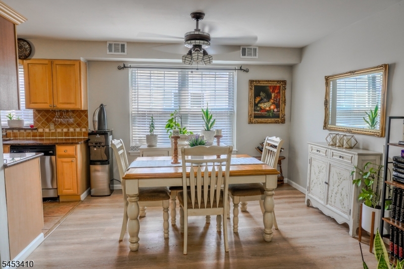 22 Belmont Avenue U-a1 A1 Property Photo 6