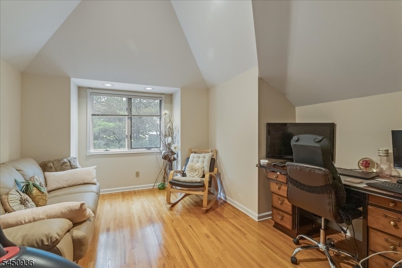 42 Lambert Dr Property Photo 33