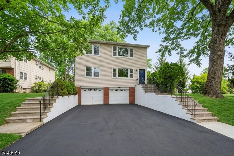 166 1St St 1 Property Photo 1
