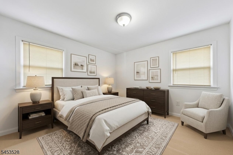 166 1st St Property Photo 10