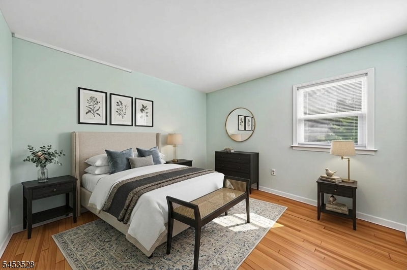 166 1st St Property Photo 11