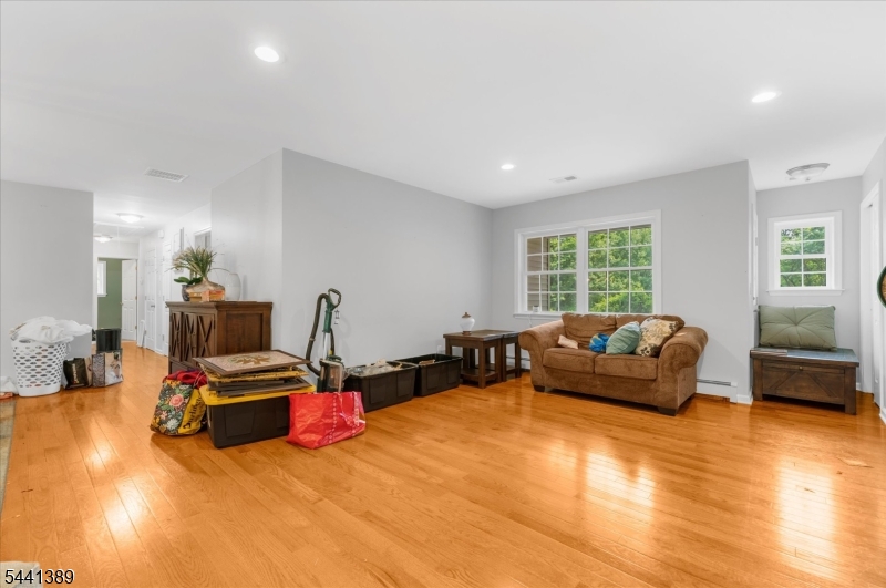 3 Walden Rd Property Photo 9