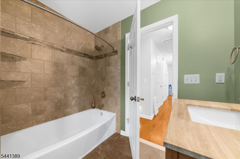 3 Walden Rd Property Photo 17