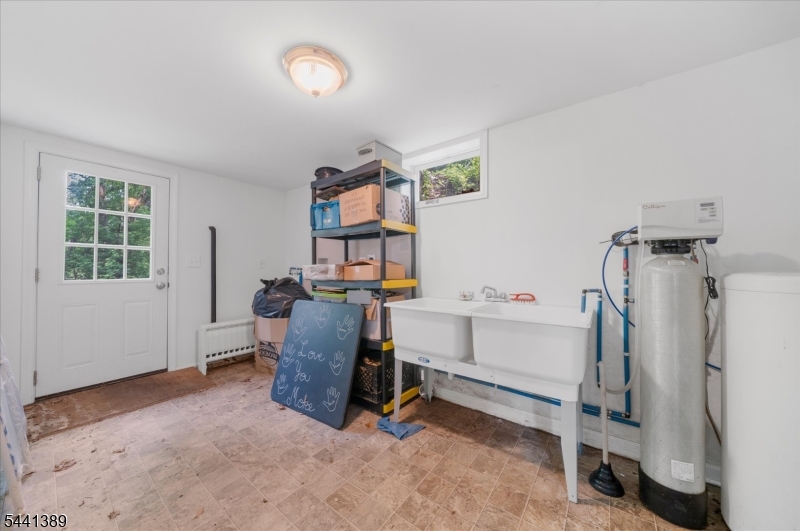 3 Walden Rd Property Photo 28