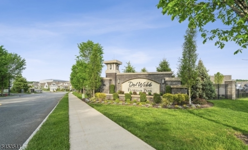 2 Vanderbilt Blvd 403 Property Photo 1