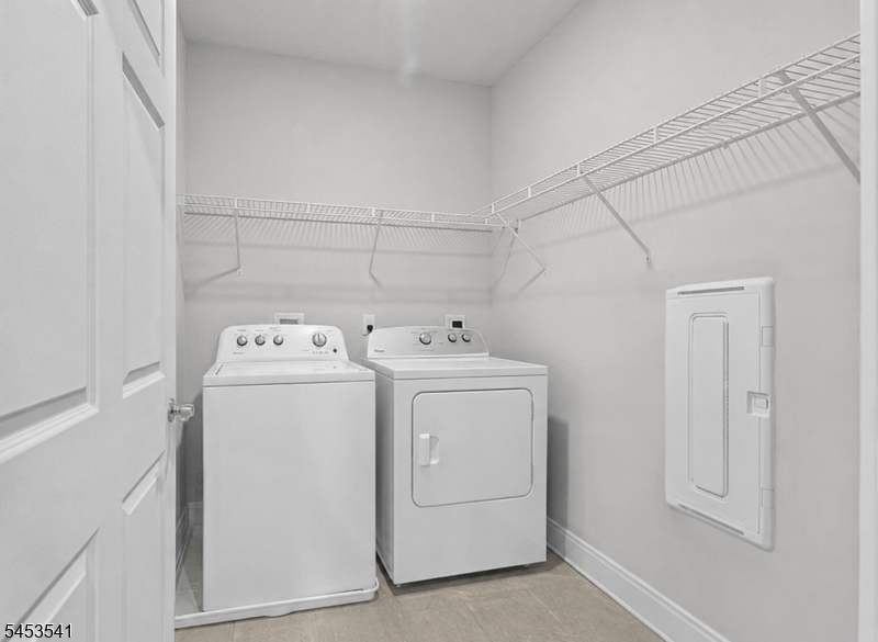 2 Vanderbilt Blvd 403 Property Photo 28
