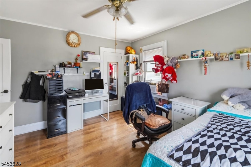 18 Newell Pl Property Photo 10
