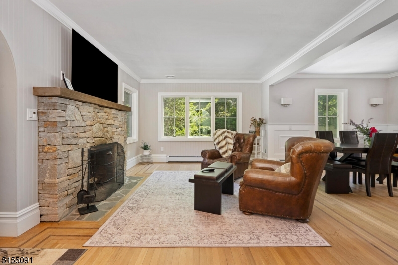 302 Mendham Rd Property Photo 6