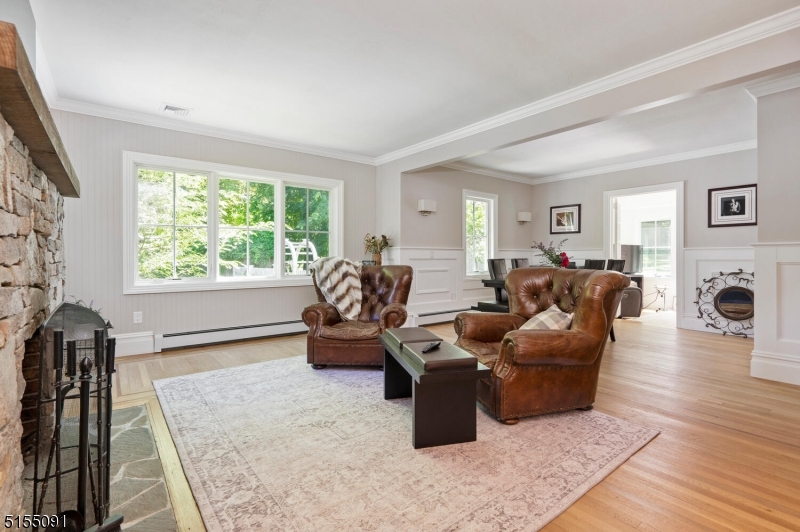 302 Mendham Rd Property Photo 7