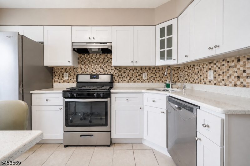 3003 North Oaks Boulevard Property Photo 10