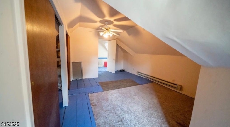 288 Paterson Ave Property Photo 22