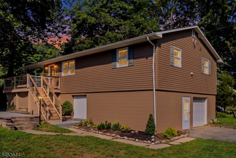 19 Harmony Ter Property Photo 1
