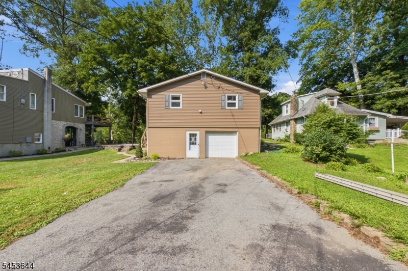 19 Harmony Ter Property Photo 3