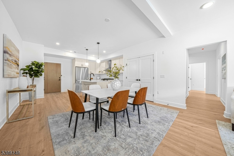 20 Encampment Ct 106 101 Property Photo 6