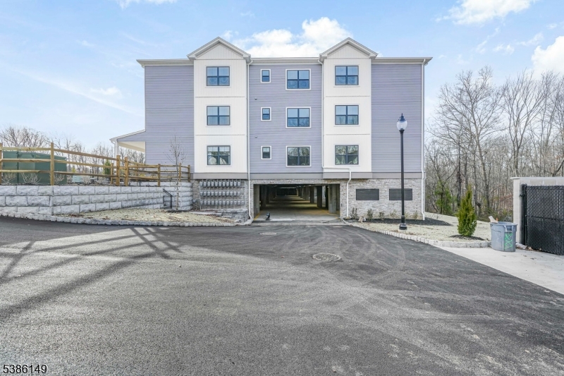 20 Encampment Ct 106 101 Property Photo 20