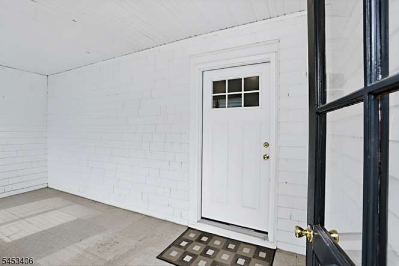 120 Liberty St Property Photo 4