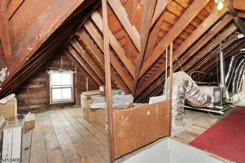 120 Liberty St Property Photo 18