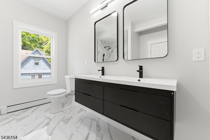 60 Brainard St Property Photo 30